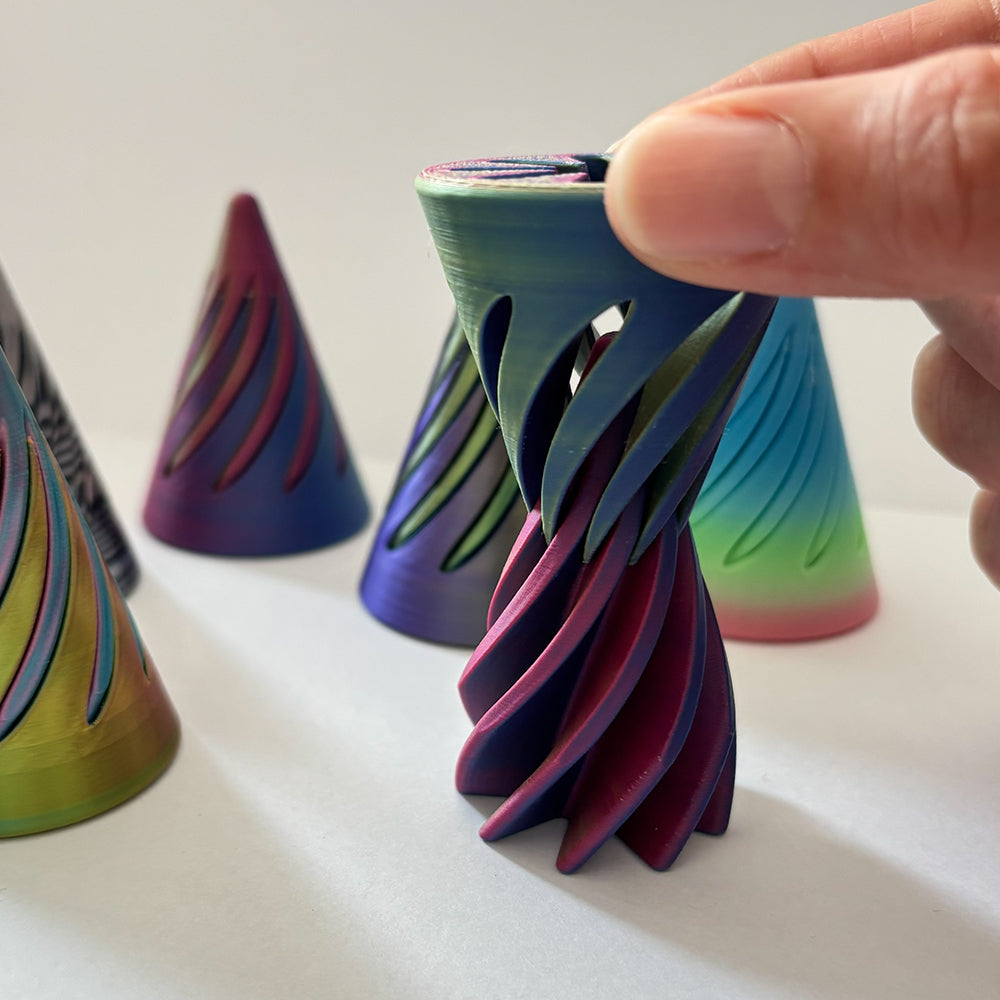 Endless play with pass through fidget toys