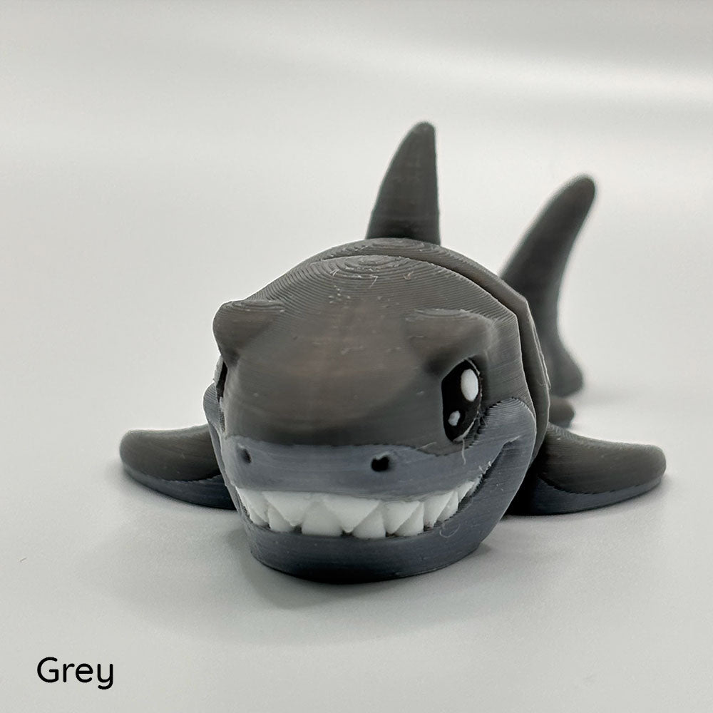 Available to purchase from 3D Busy Hands by Lizzyanthus, this great white shark has a segmented body that can be moved and positioned by fidgety hands.